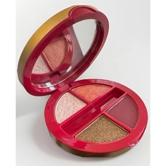 Gucci Other - GUCCI Multi-Use Cream & Powder Quad Eye Palette Limited Edition 04 Festive Glow